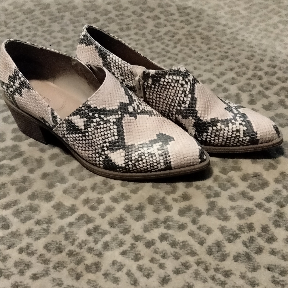 Snake print bootie